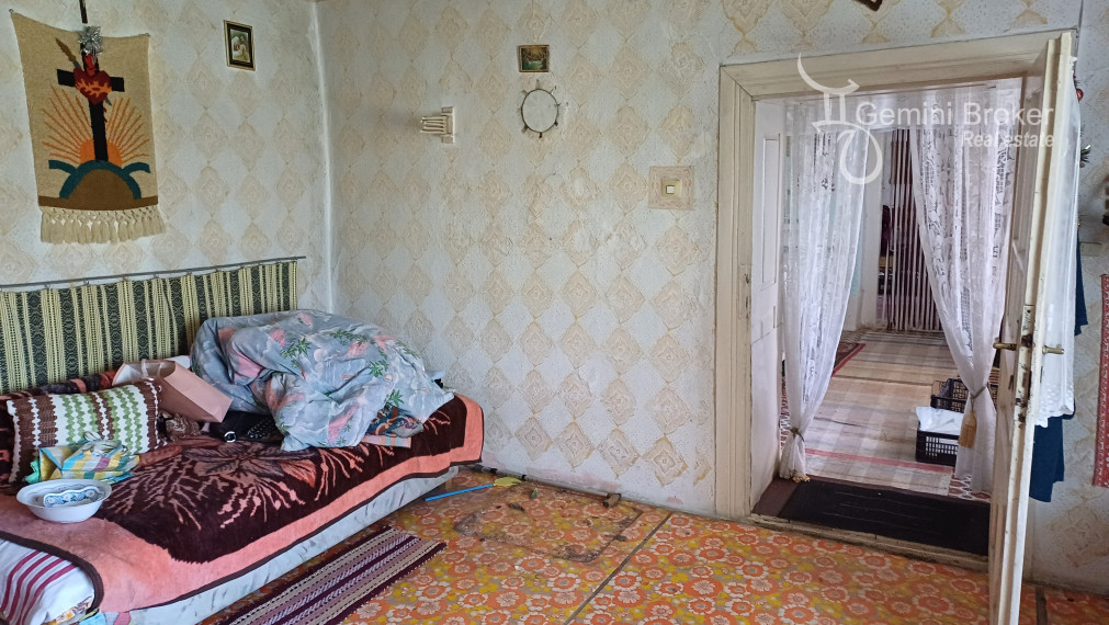 TORNASZENTJAKAB - 2 domy na jedom pozemku, 6 izieb