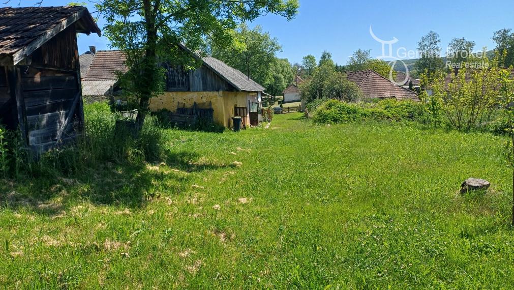 TORNASZENTJAKAB - 2 domy na jedom pozemku, 6 izieb