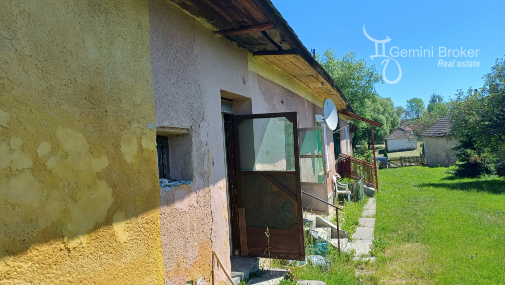 TORNASZENTJAKAB - 2 domy na jedom pozemku, 6 izieb