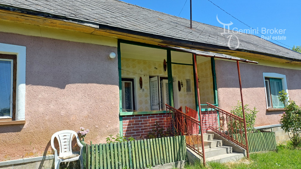 TORNASZENTJAKAB - 2 domy na jedom pozemku, 6 izieb