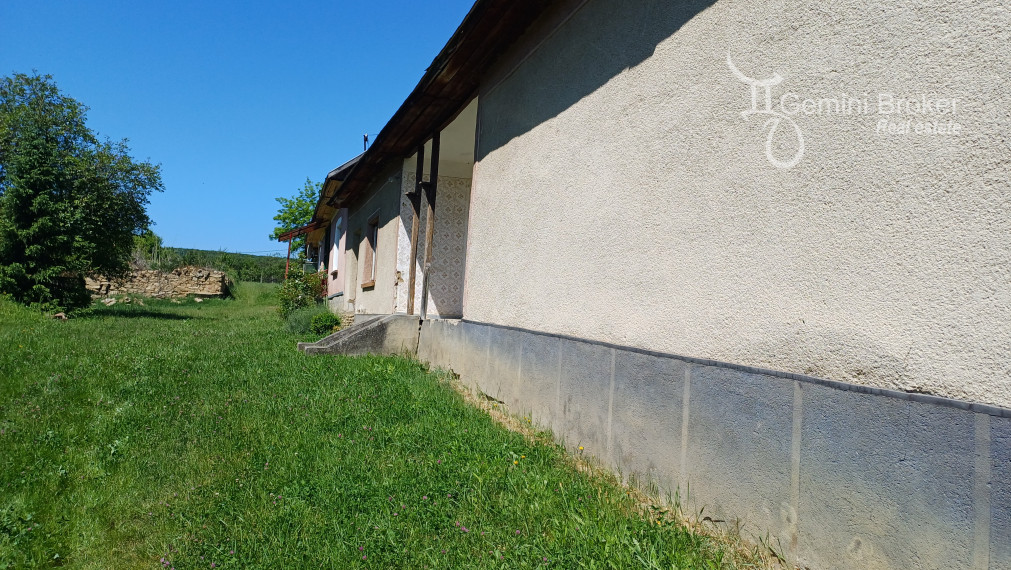 TORNASZENTJAKAB - 2 domy na jedom pozemku, 6 izieb