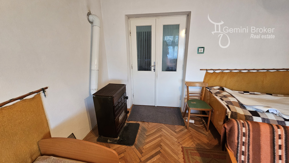 Perkupa - 3 izbový rodinný dom vo výbornom stave na krásnom pozemku 27á