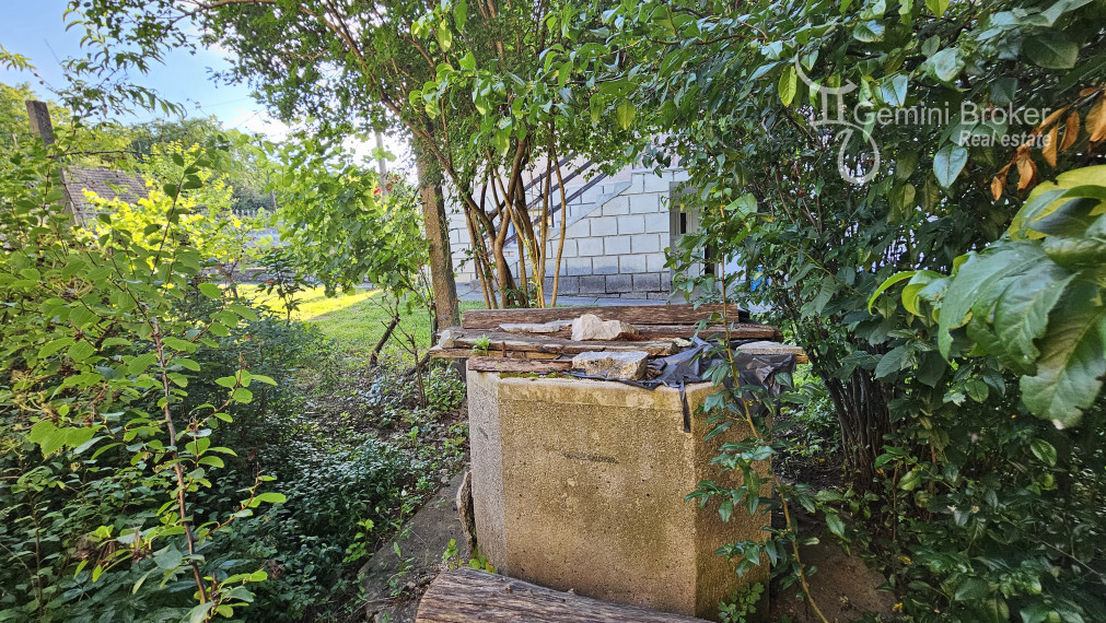 Perkupa - 3 izbový rodinný dom vo výbornom stave na krásnom pozemku 27á