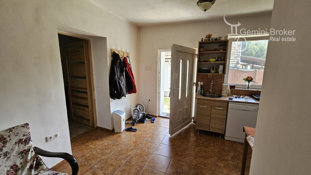 Vágáshuta - dva domy na jednom pozemku, panoramatický výhľad