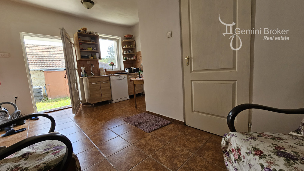 Vágáshuta - dva domy na jednom pozemku, panoramatický výhľad