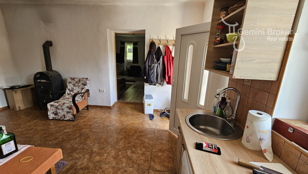 Vágáshuta - dva domy na jednom pozemku, panoramatický výhľad