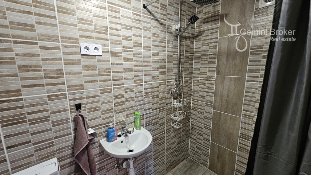 Vágáshuta - dva domy na jednom pozemku, panoramatický výhľad