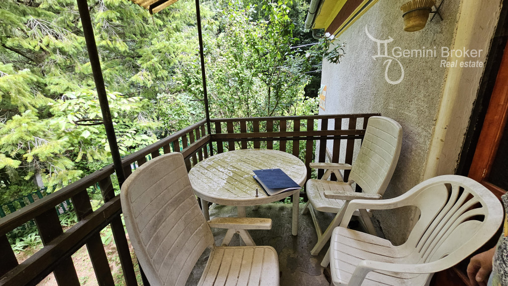 Vágáshuta - 3 izbový rodinný dom, pôvodný stav, nádherné prostredie