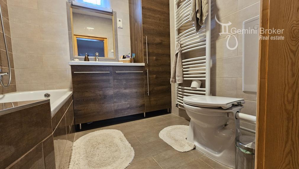 PERKUPA - nádherný 3 izbový rodinný dom, kompletná reknoštrukcia, 20á pozemok