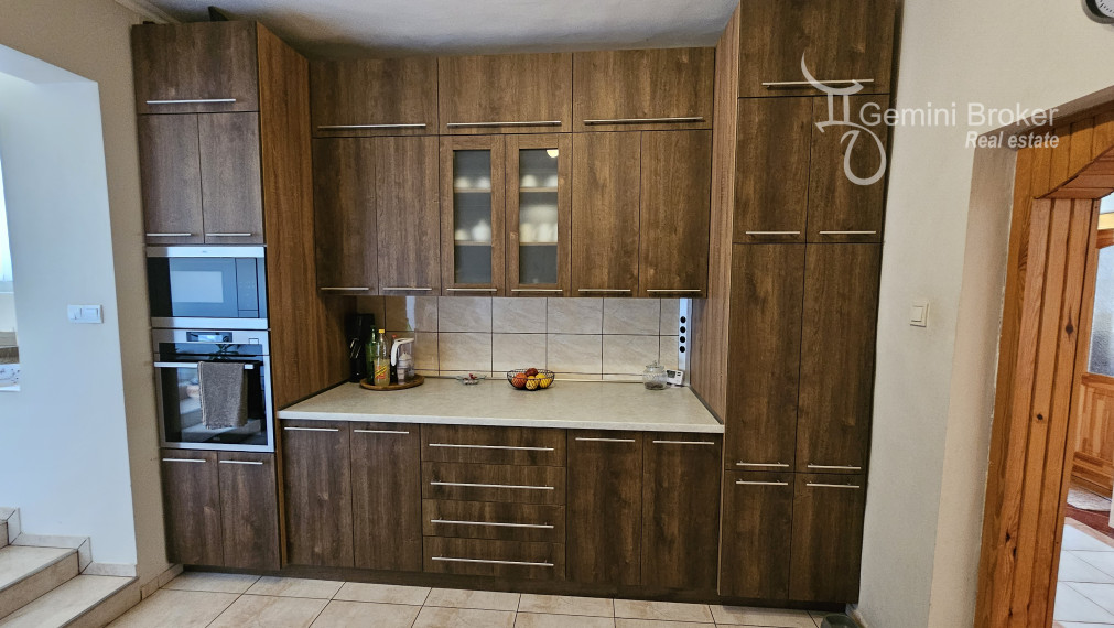 PERKUPA - nádherný 3 izbový rodinný dom, kompletná reknoštrukcia, 20á pozemok