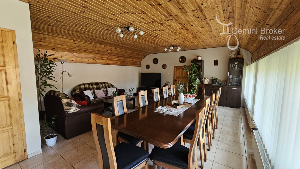 PERKUPA - nádherný 3 izbový rodinný dom, kompletná reknoštrukcia, 20á pozemok