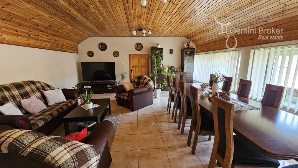 PERKUPA - nádherný 3 izbový rodinný dom, kompletná reknoštrukcia, 20á pozemok