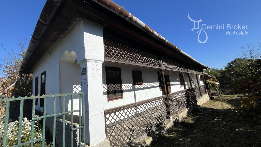 GEMINIBROKER v SZÁSZFA ponúka 3 izbový rodinný dom, 45km od Košíc