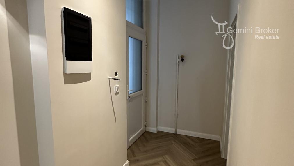 BUDAPEST VI v historickom centre 2 izbový byt na predaj pri železničnej stanici Nyugati