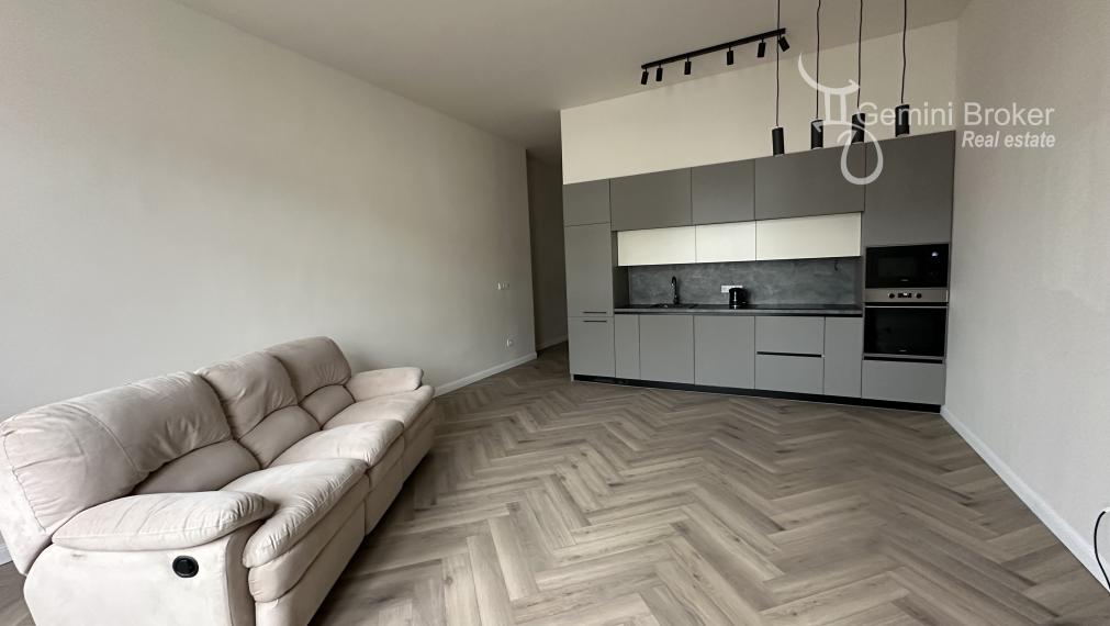 BUDAPEST VI v historickom centre 2 izbový byt na predaj pri železničnej stanici Nyugati