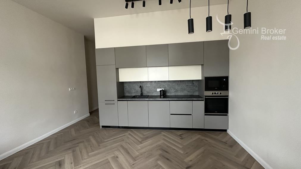 BUDAPEST VI v historickom centre 2 izbový byt na predaj pri železničnej stanici Nyugati