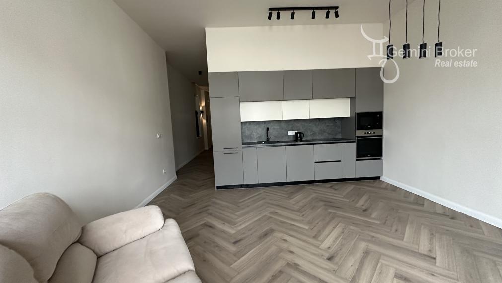 BUDAPEST VI v historickom centre 2 izbový byt na predaj pri železničnej stanici Nyugati