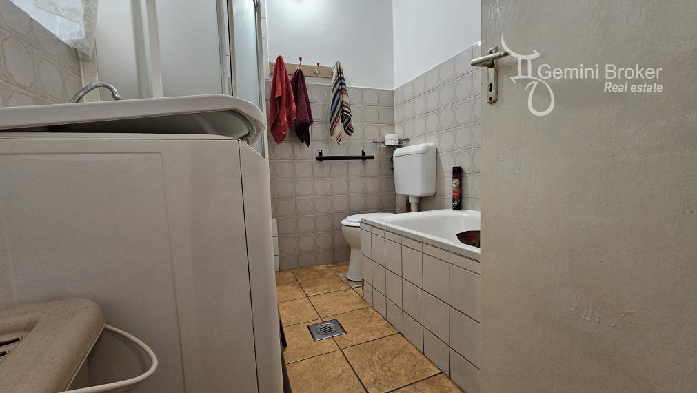 VÁGÁSHUTA 2 izbový vidiecky rodinný dom