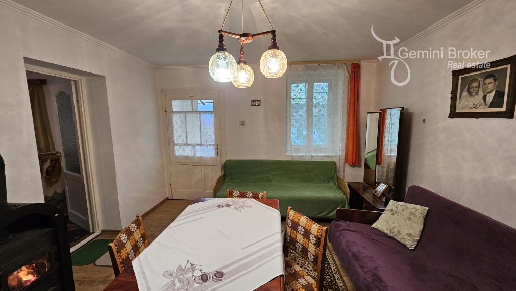 VÁGÁSHUTA 2 izbový vidiecky rodinný dom