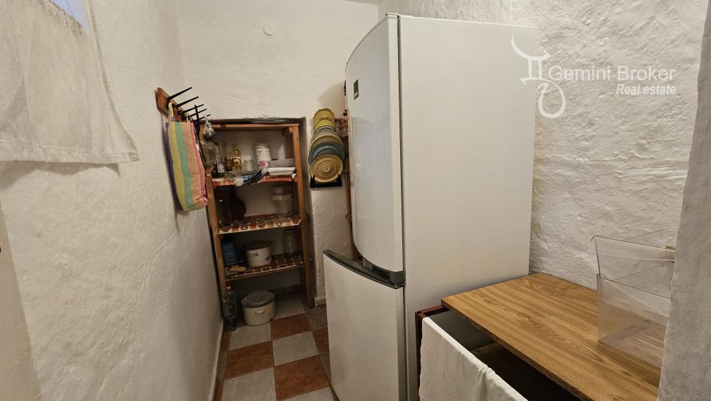 VÁGÁSHUTA 2 izbový vidiecky rodinný dom