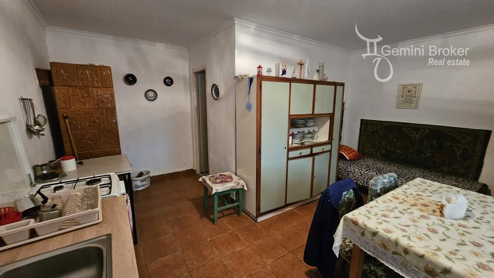 VÁGÁSHUTA 2 izbový vidiecky rodinný dom