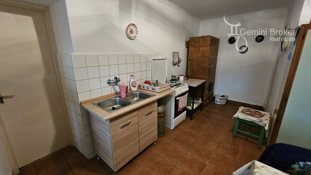 VÁGÁSHUTA 2 izbový vidiecky rodinný dom