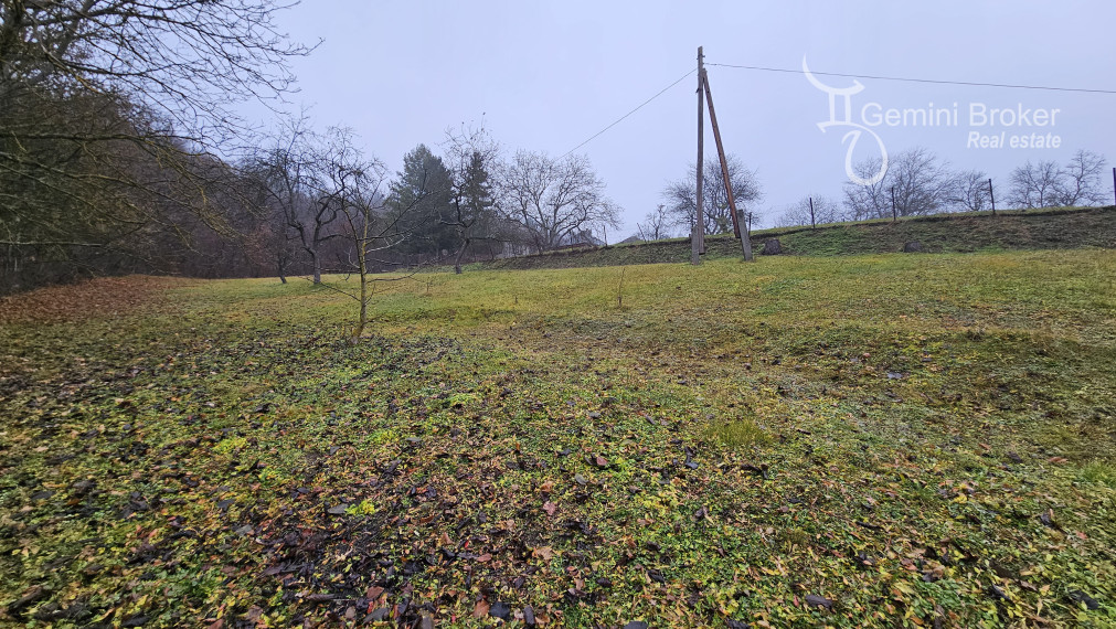 VÁGÁSHUTA 2 izbový vidiecky rodinný dom