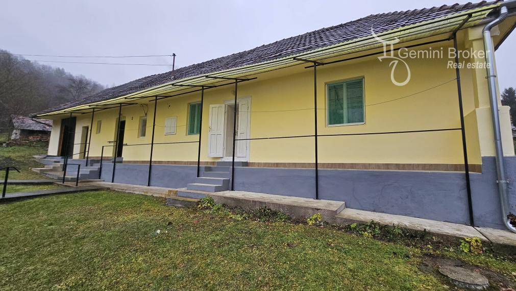 VÁGÁSHUTA 2 izbový vidiecky rodinný dom