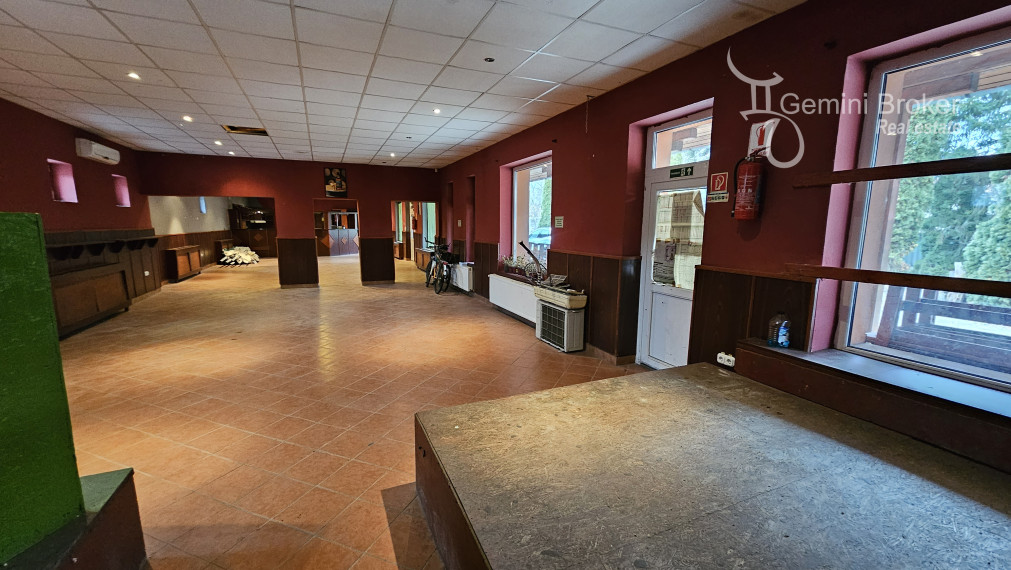 Pálháza - na predaj obchodné priestory