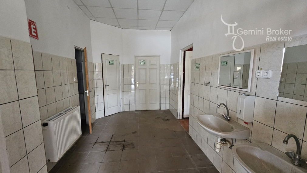 Pálháza - na predaj obchodné priestory