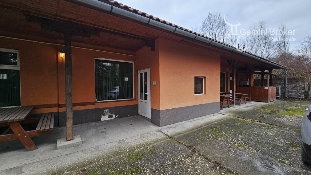 Pálháza - na predaj obchodné priestory