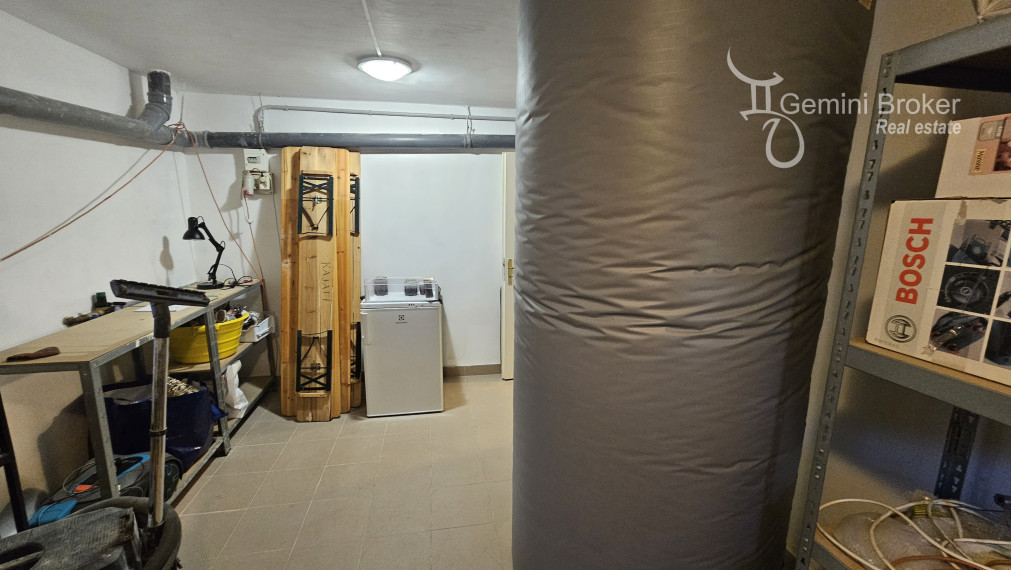 Sátoraljaújhely - Slovenské Nové Mesto - veľký rodinný dom s podnikaním