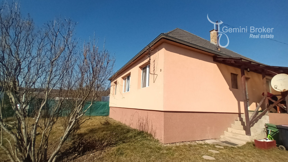 GEMINIBROKER v obci Tornyosnémeti ponúka na predaj 3 izbový dom
