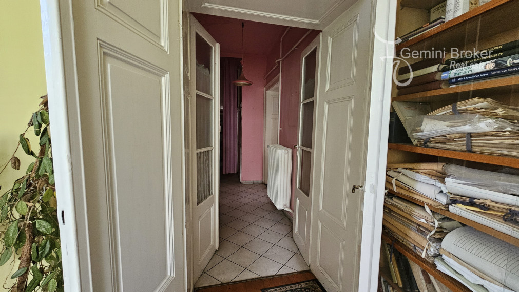 Sátoraljaújhely - 4 izbový rodinný dom v centre mesta s dvojgarážou