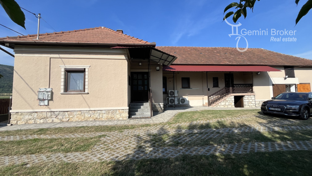 Komjáti - výnimočný rodinný dom kompletná rekonštrukcia