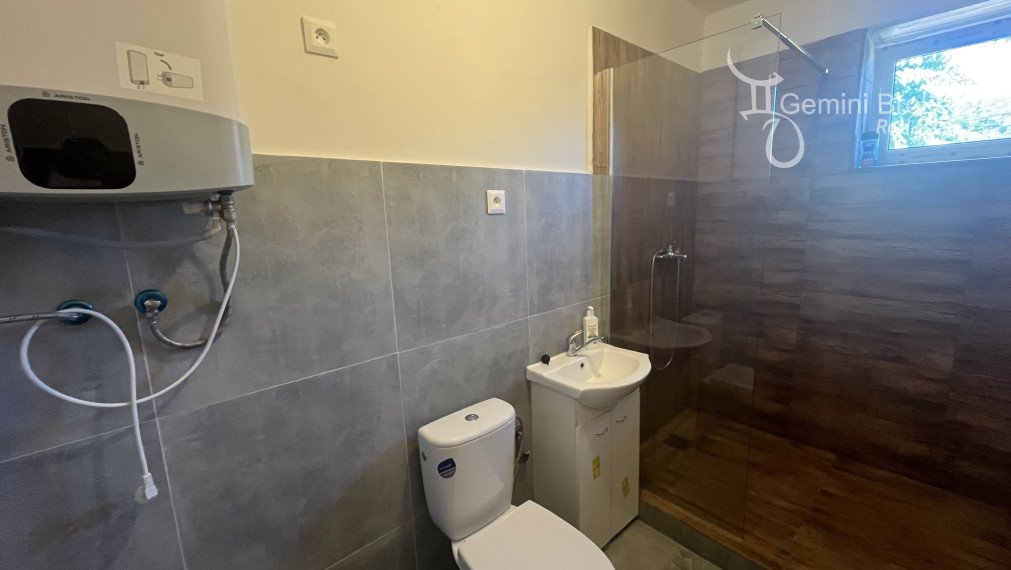 Vilmány - rodinný dom po  rekonštrukcii, veľký pozemok