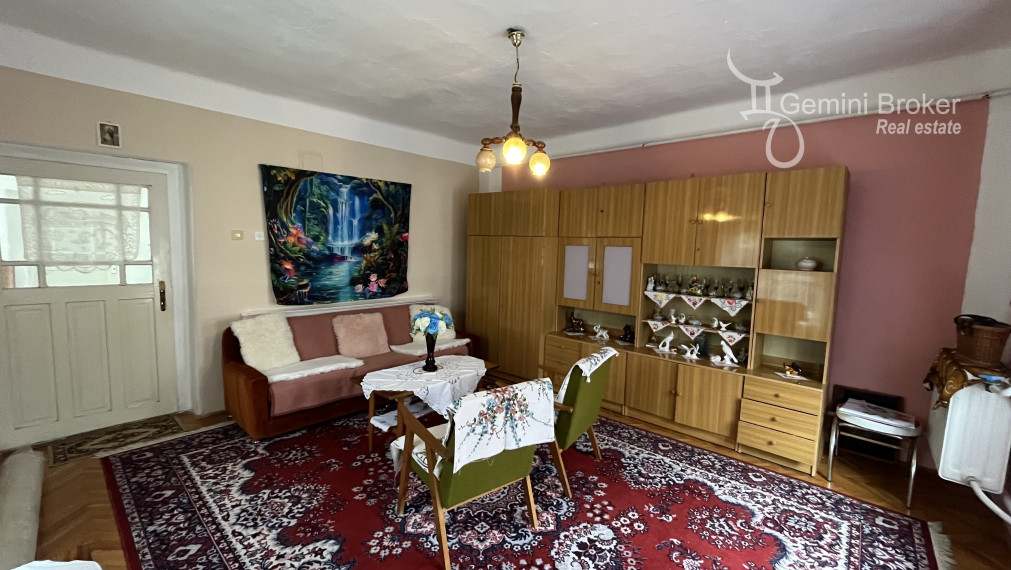 Szalonna - 3i RD pri jazere Rakaca v dobrom stave len 1h od Košíc