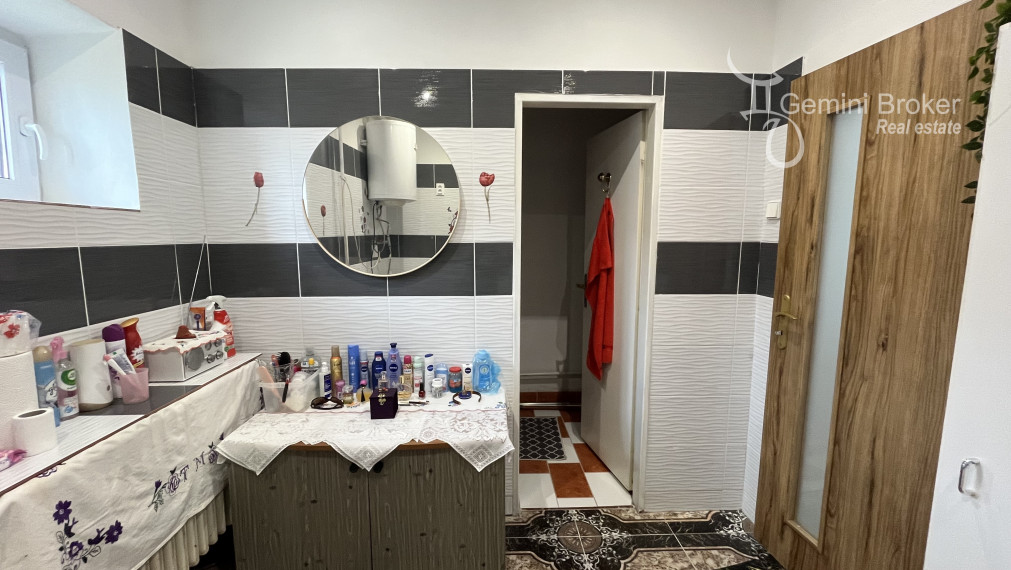 Szalonna - 3i RD pri jazere Rakaca v dobrom stave len 1h od Košíc