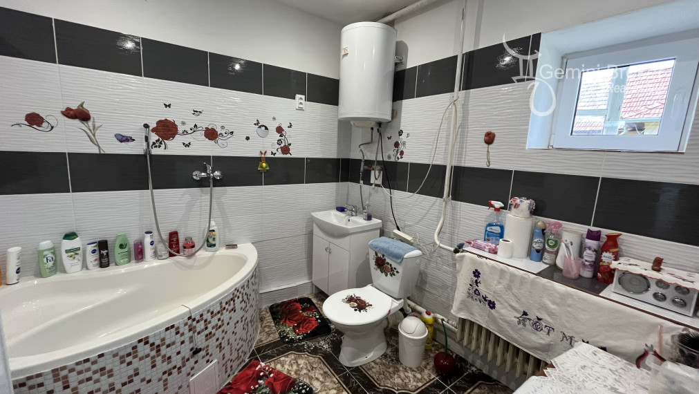 Szalonna - 3i RD pri jazere Rakaca v dobrom stave len 1h od Košíc