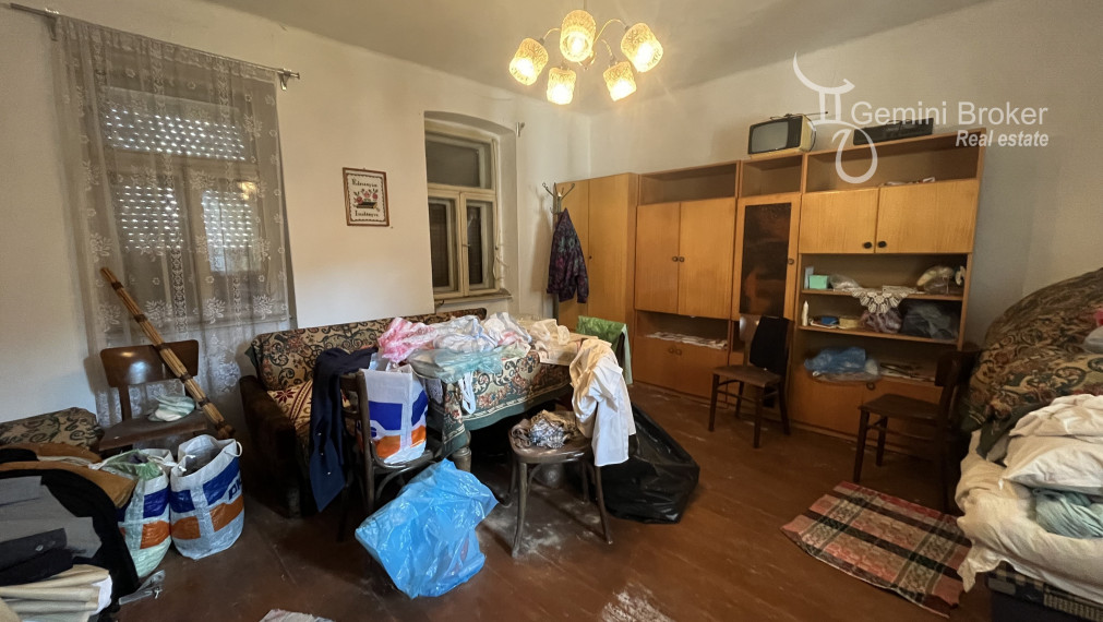 Szőlősardó - 3 izbový rodinný dom s 30á pozemkom