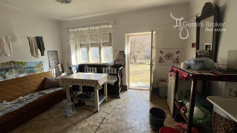 Szőlősardó - 3 izbový rodinný dom s 30á pozemkom