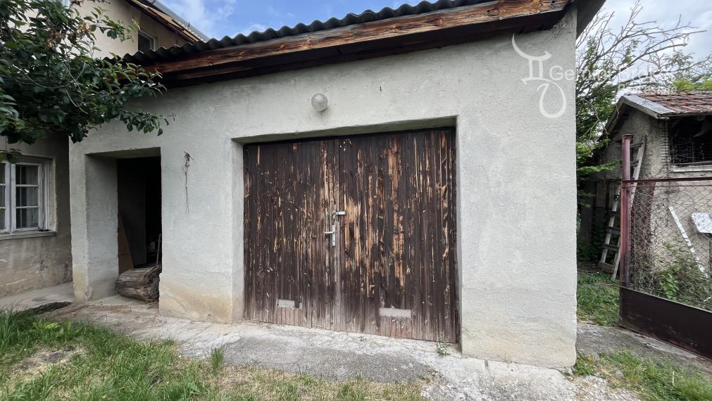 Szalonna - 4 izbový rodinný dom, blízko jazera Rakaca