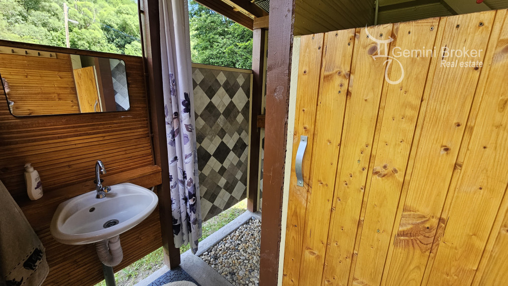 Nagyhuta - výnimočná nehnuteľnosť - panzión - na samote u lesa