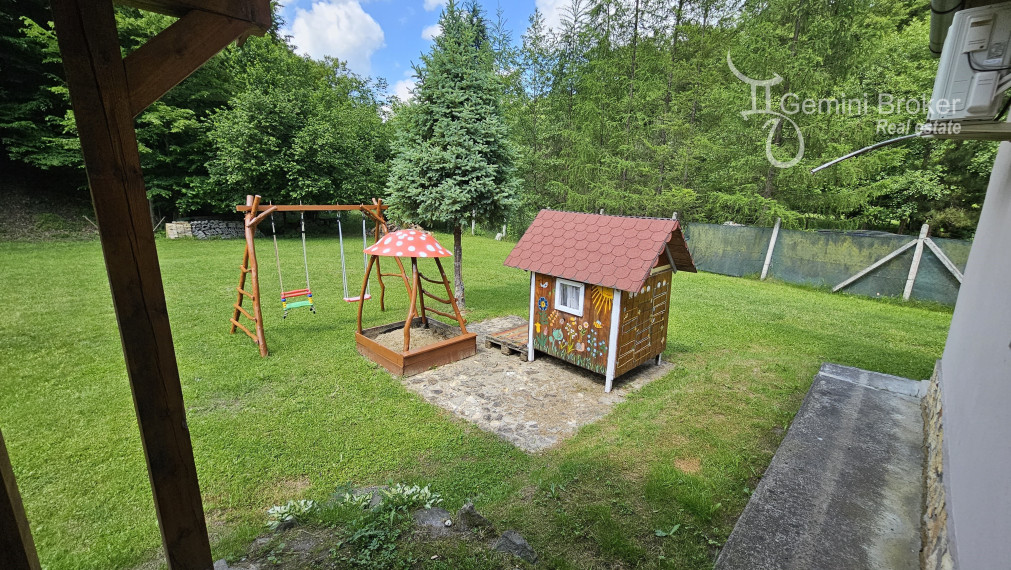 Nagyhuta - výnimočná nehnuteľnosť - panzión - na samote u lesa