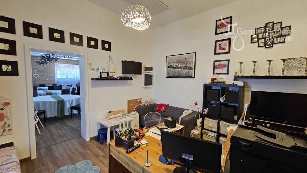 Vilmány - polyfunkčná budova vhodná na bývanie aj podnikanie