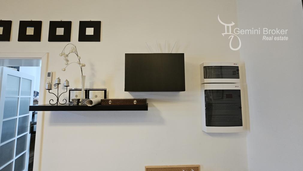 Vilmány - polyfunkčná budova vhodná na bývanie aj podnikanie