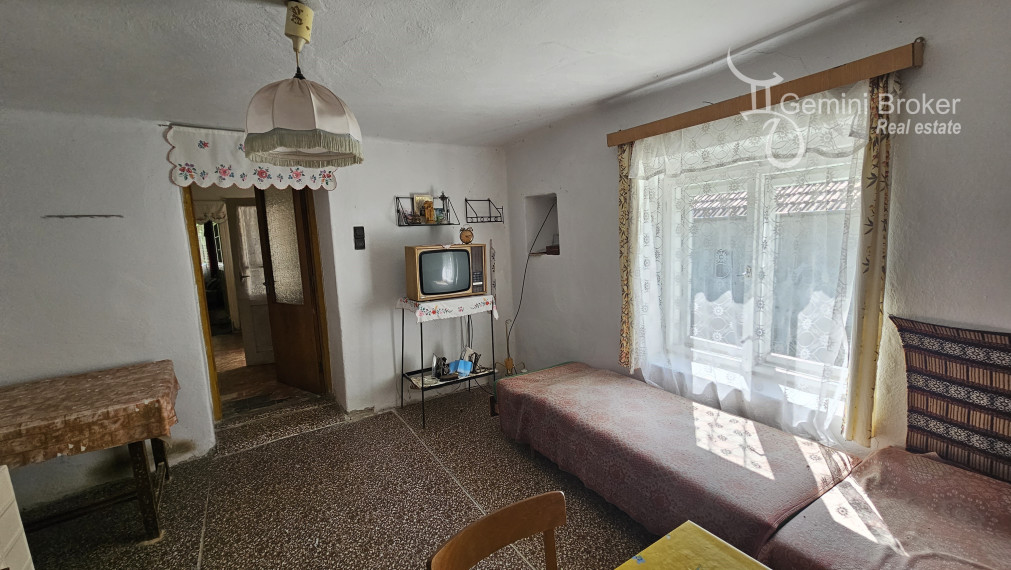 Vágáshuta - 2 izbový rodinný dom v pôvodnom zachovalom stave