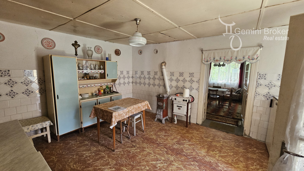 Vágáshuta - 2 izbový rodinný dom v pôvodnom zachovalom stave