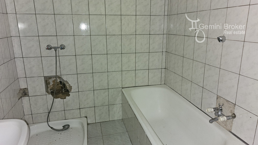 Vágáshuta - 2 izbový rodinný dom v pôvodnom zachovalom stave