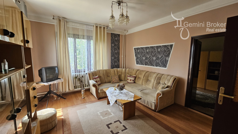 Vilmány - 5 izbový rodinný dom aj  na trvalé bývanie výborný stav